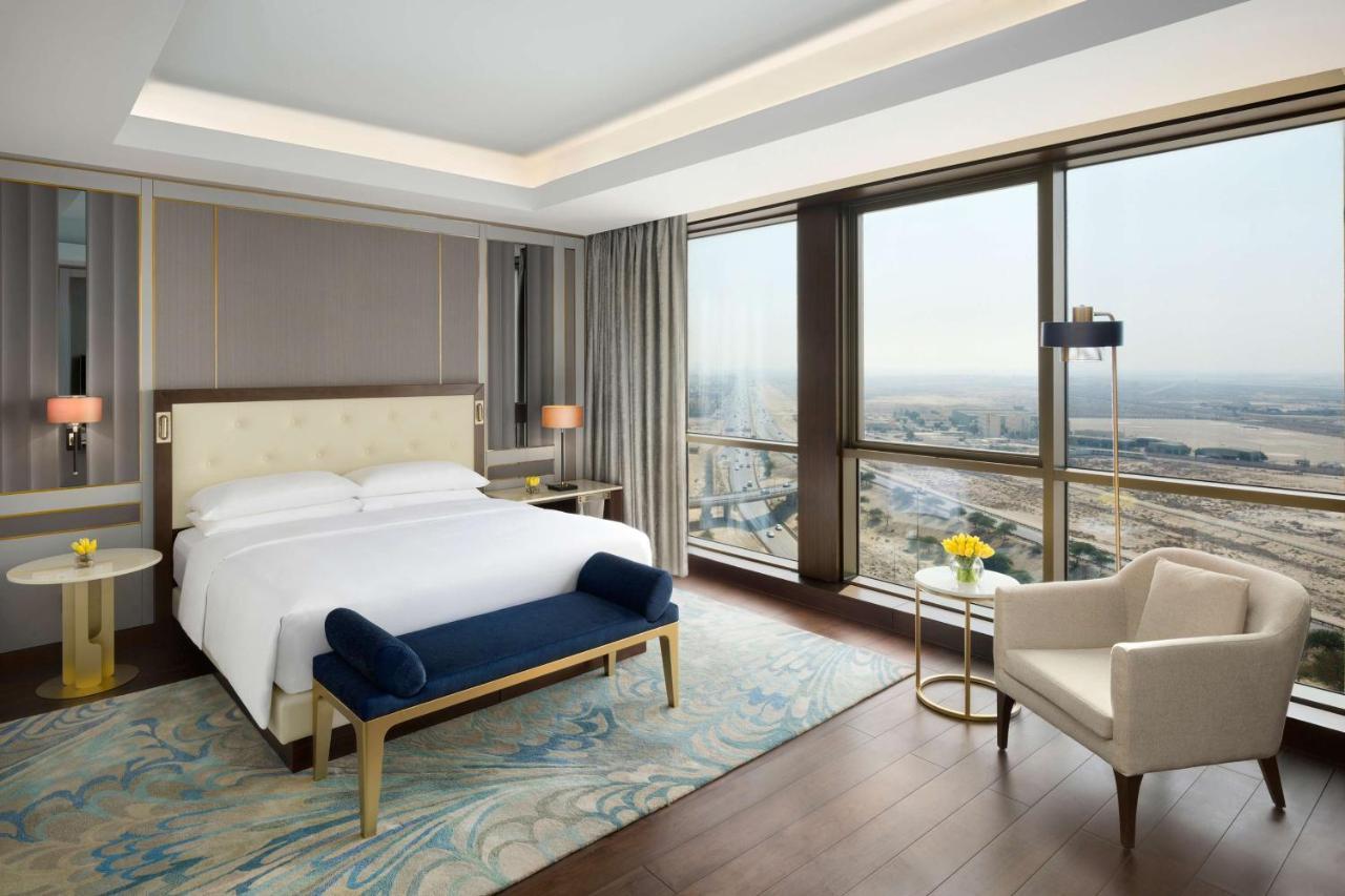 Grand Hyatt Al Khobar Hotel And Residences Εξωτερικό φωτογραφία A bedroom at the hotel